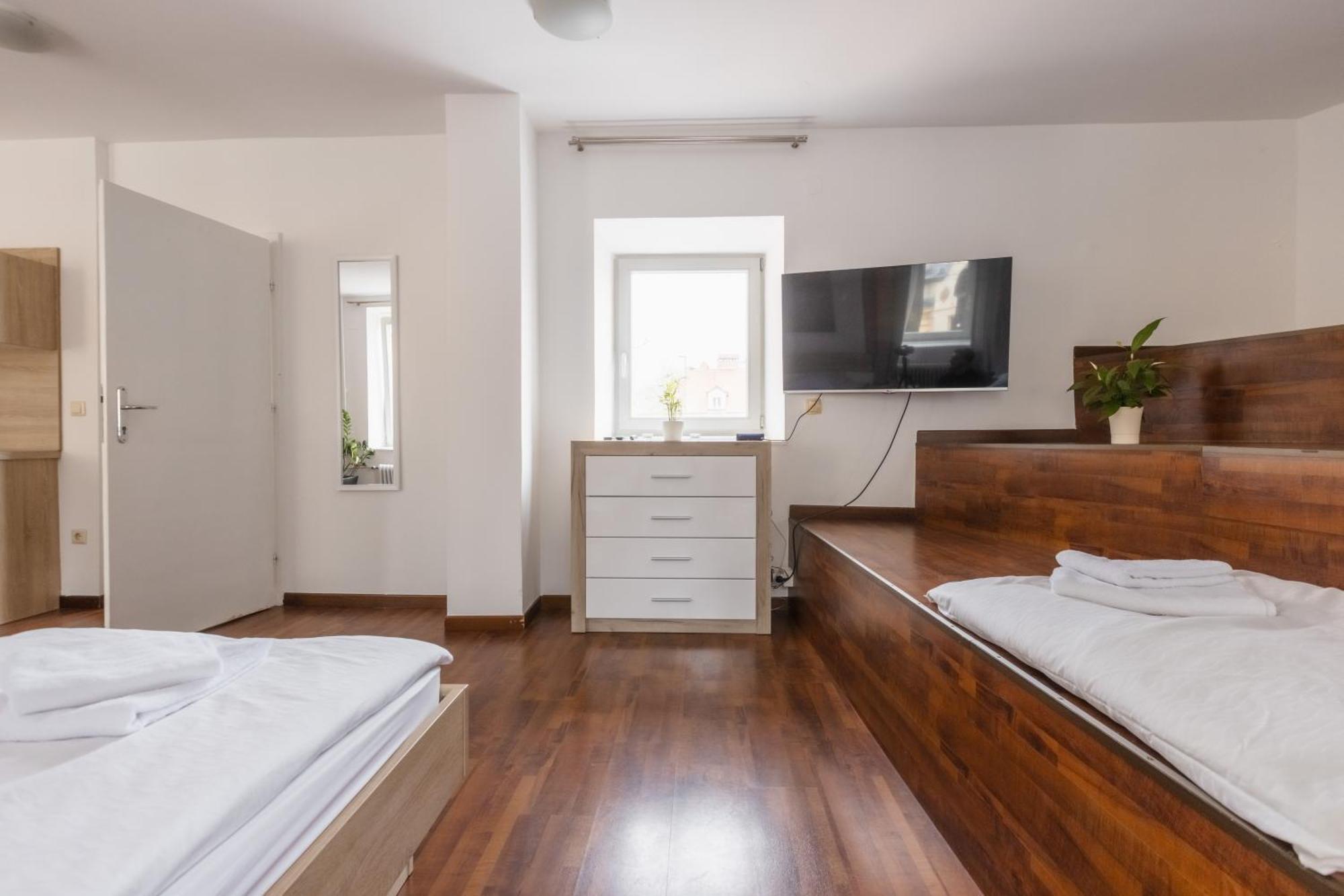 Bridge Apartments Любляна Екстериор снимка