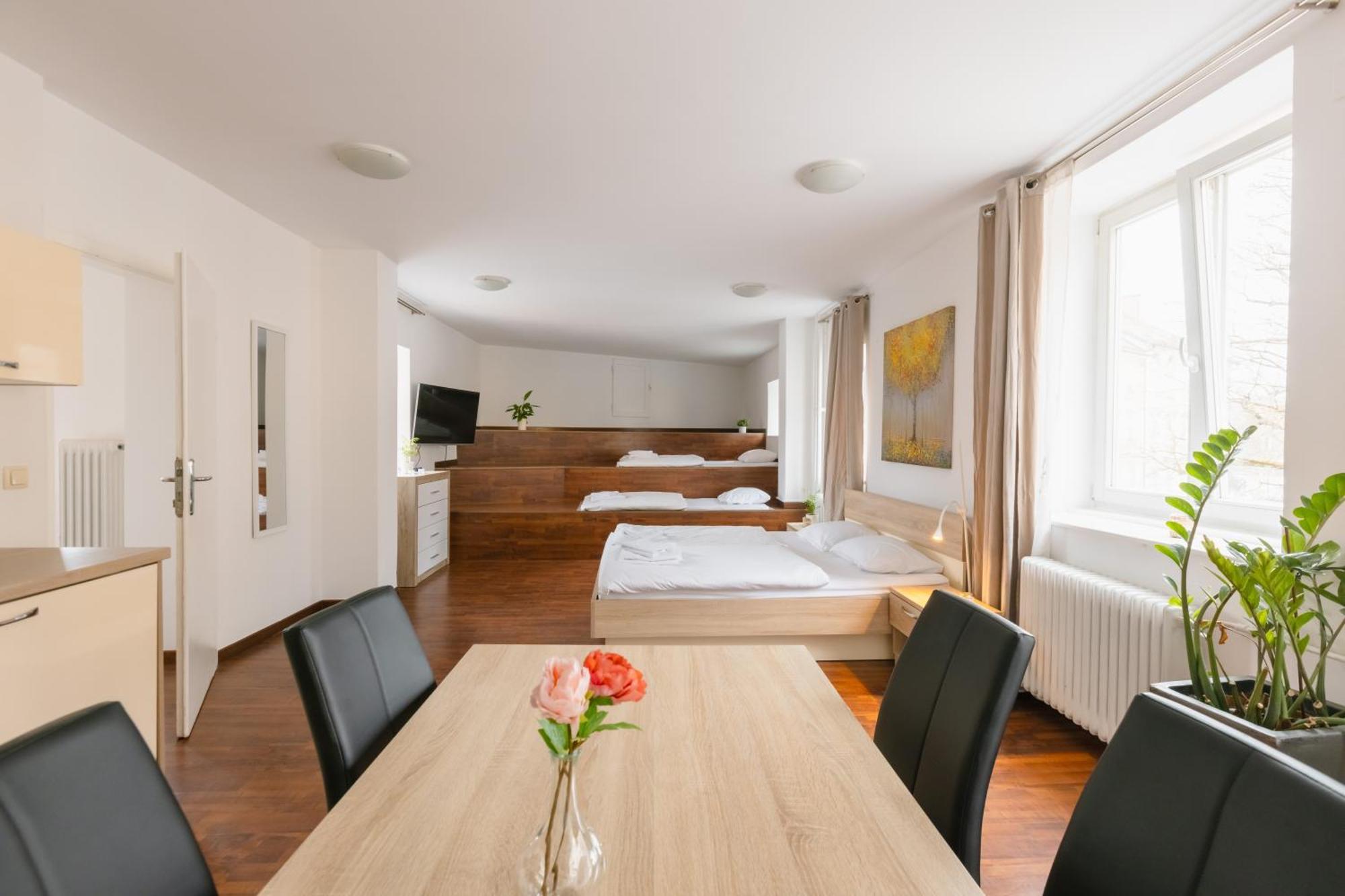 Bridge Apartments Любляна Екстериор снимка