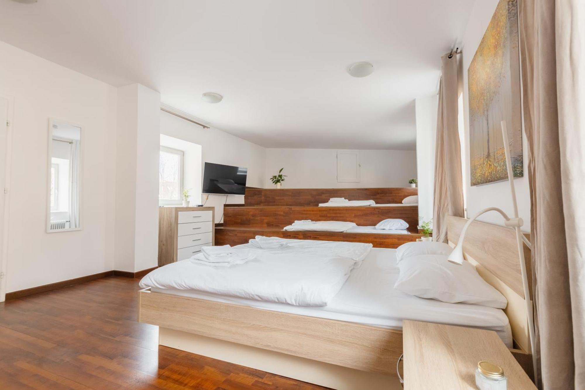 Bridge Apartments Любляна Екстериор снимка