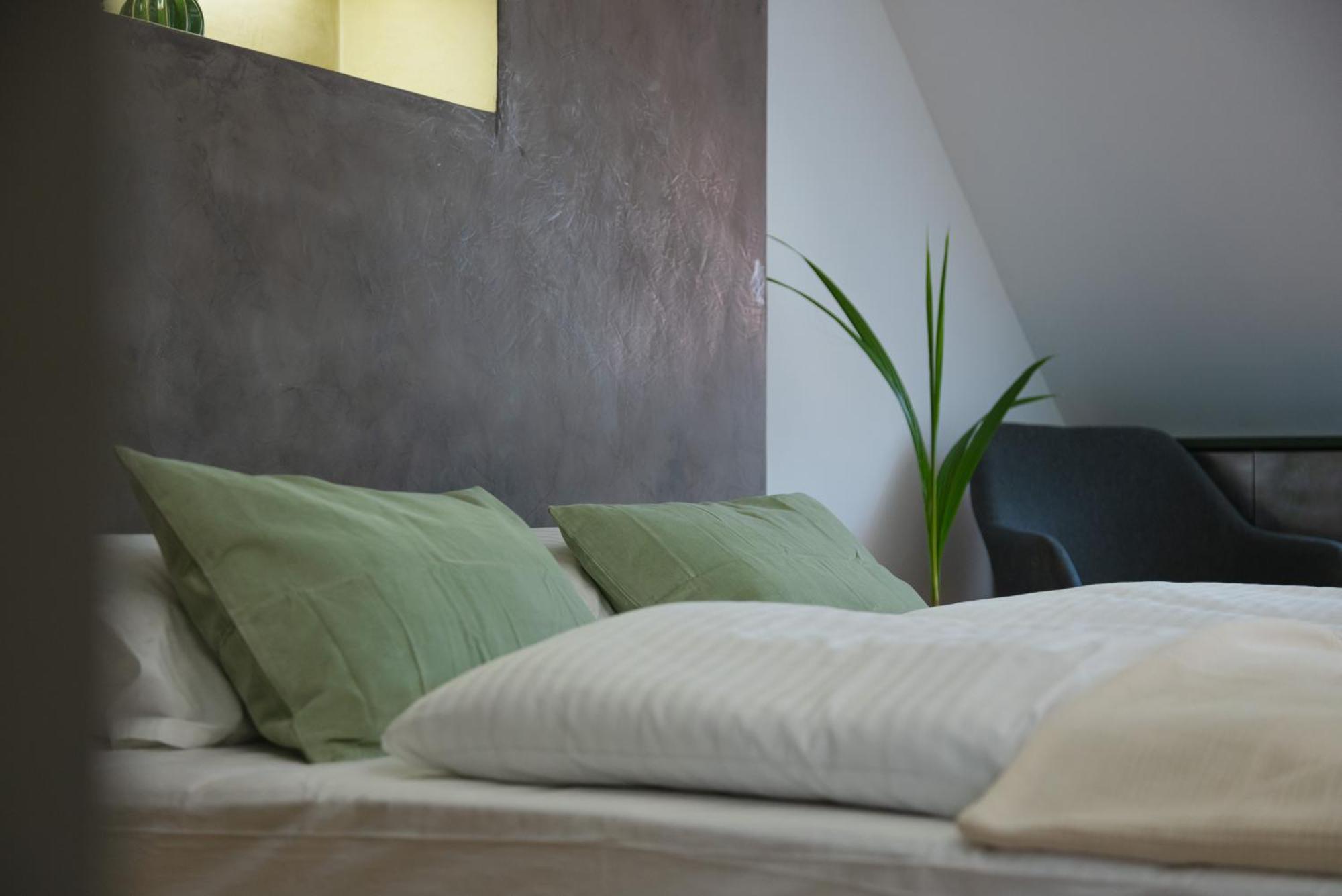 Bridge Apartments Любляна Екстериор снимка