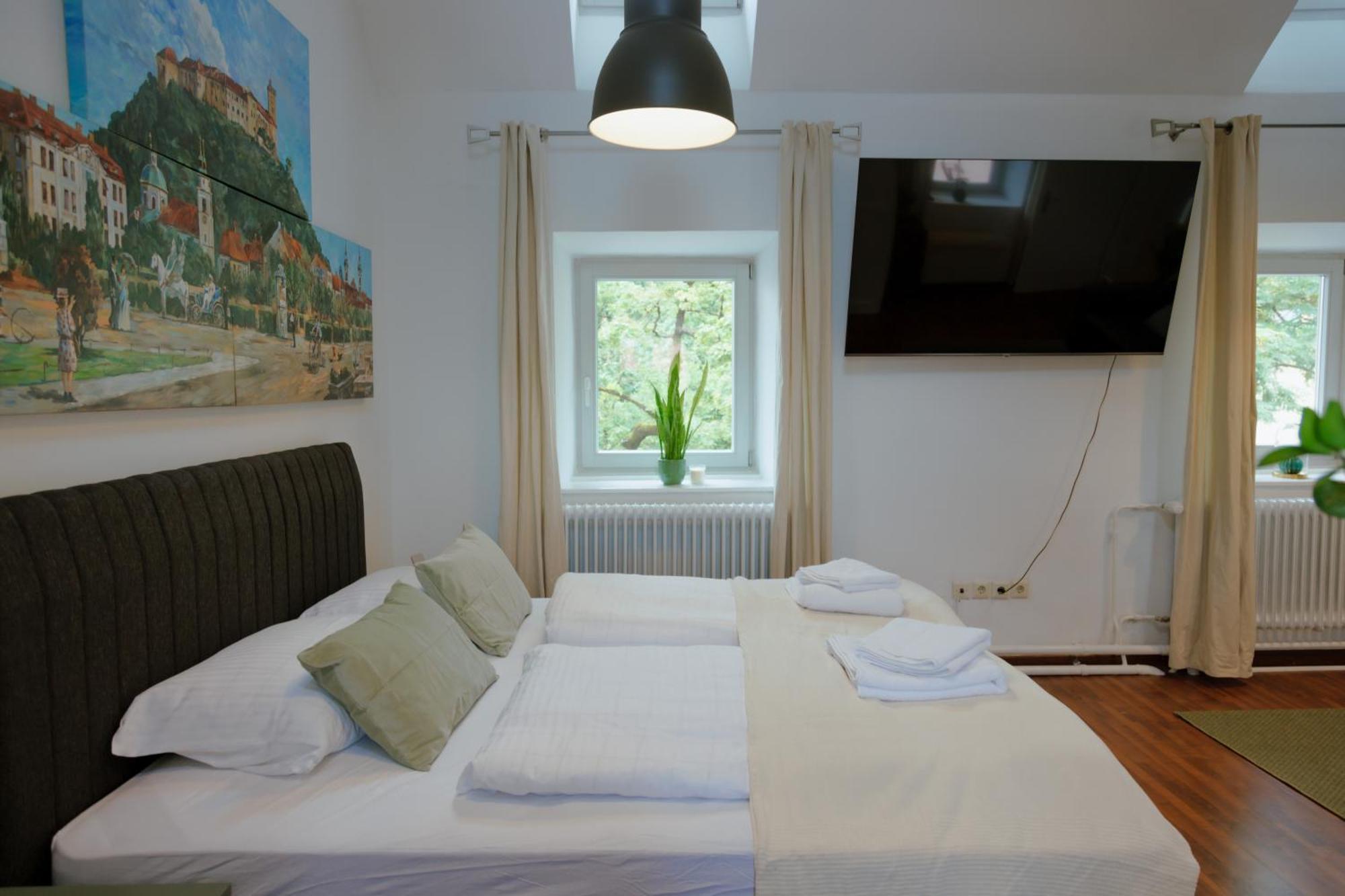 Bridge Apartments Любляна Екстериор снимка