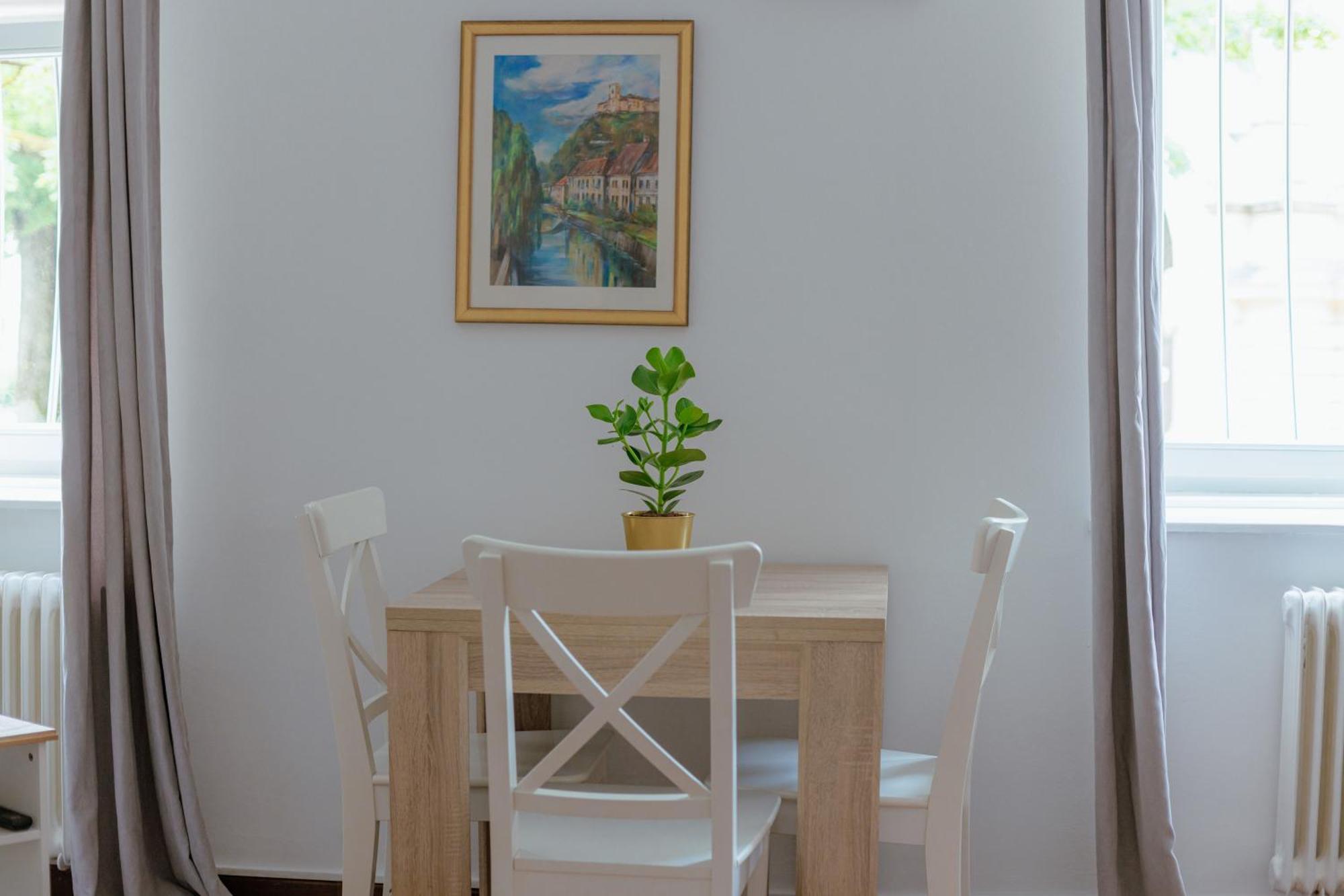 Bridge Apartments Любляна Екстериор снимка